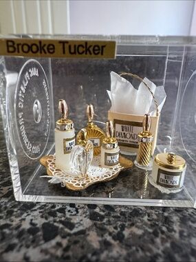 Dollhouse Miniature Vanity Set
